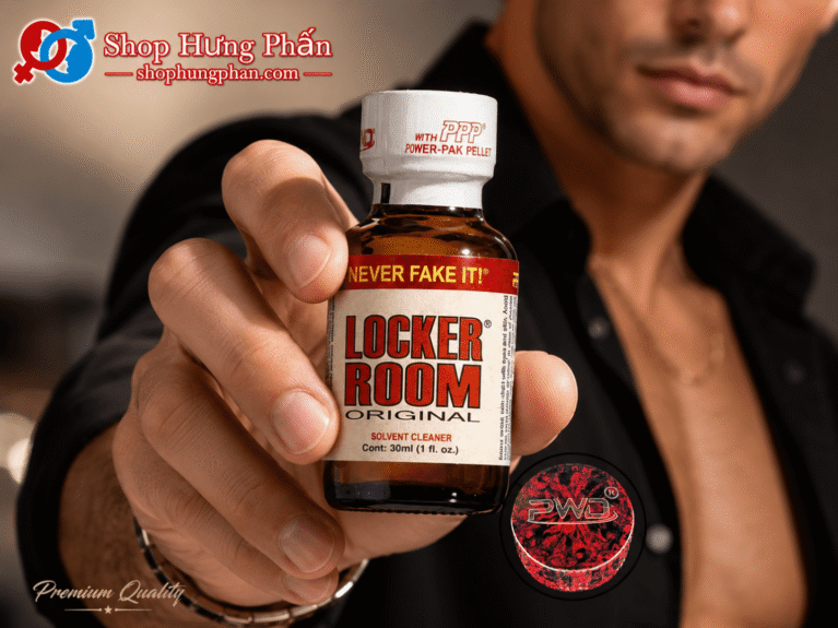Popper Locker Room (5)
